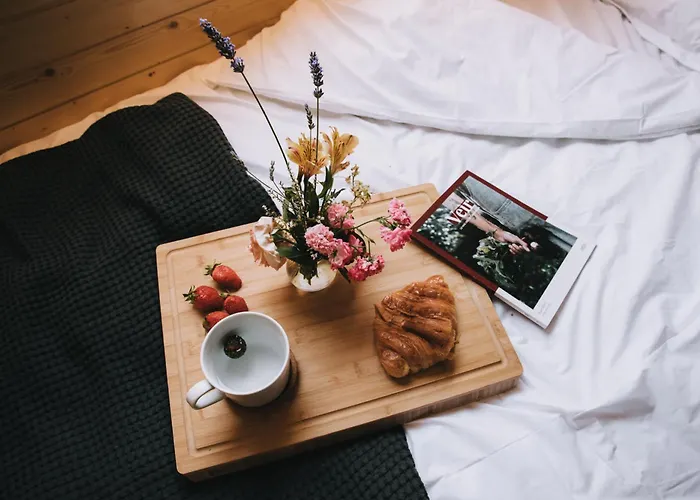 Whispers Of The Willow 1 By Tiny Away בית נופש *